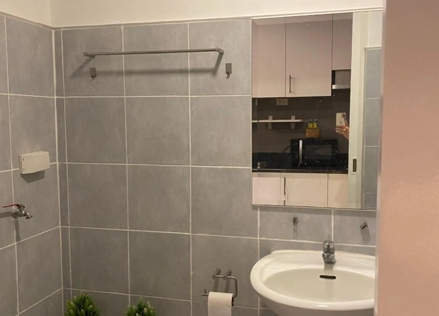 Sea Residences Near Mall Of Asia By K-Baysuites Manila Philippines